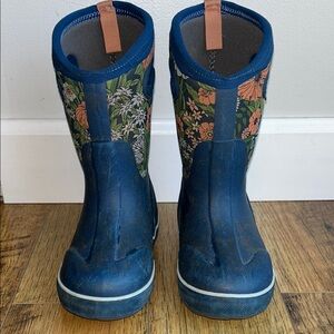 BOGS unisex-child Classic Ii - Vintage Floral